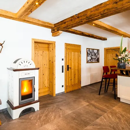 Mandlberggut By Globboard Apartment